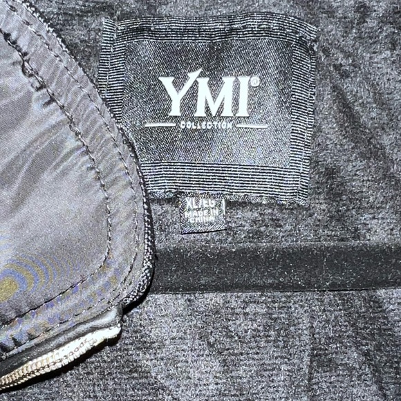 Black vest - Picture 3 of 4